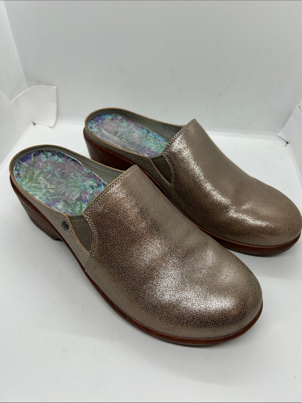 Alegria Sereniti Wedge Metallic Taupe Clogs Women’s Size  EUR 41 /US 10